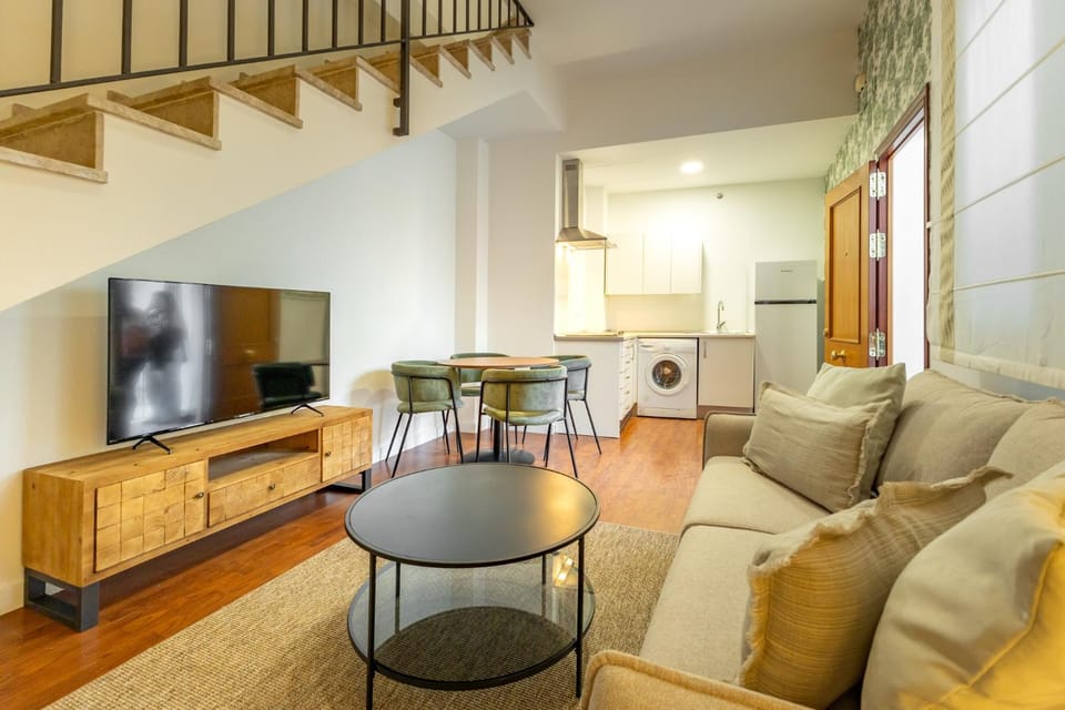 Santa Catalina centra suite by Valcambre Apartment in Seville