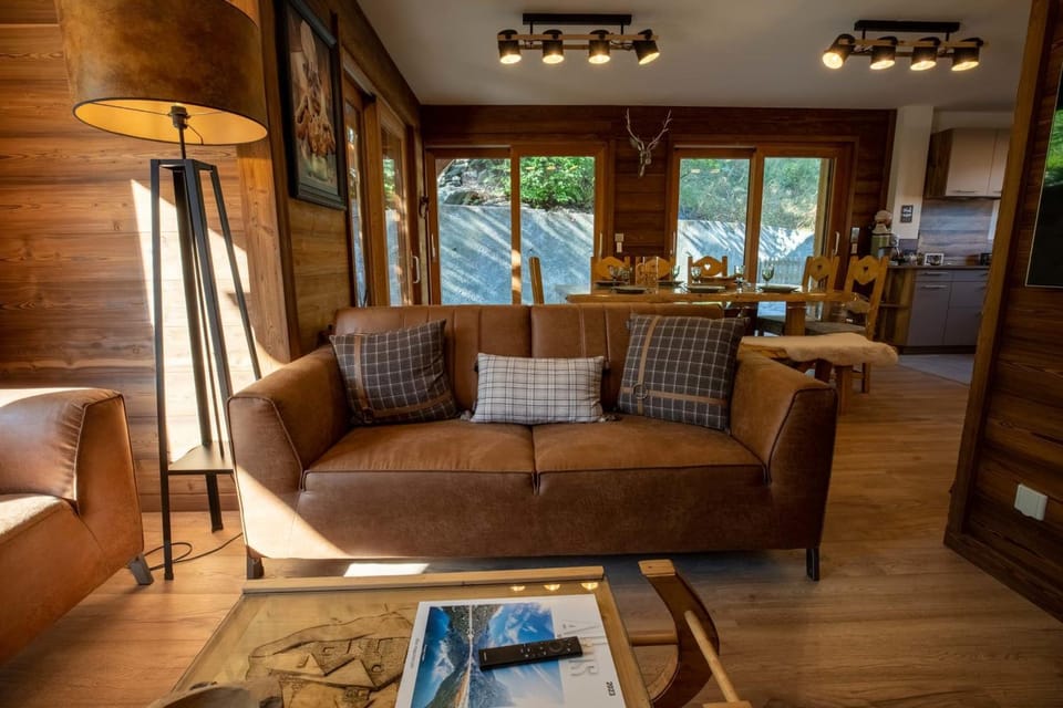 Chalet des Anges with outside hot tube ! Apartment in Les Allues