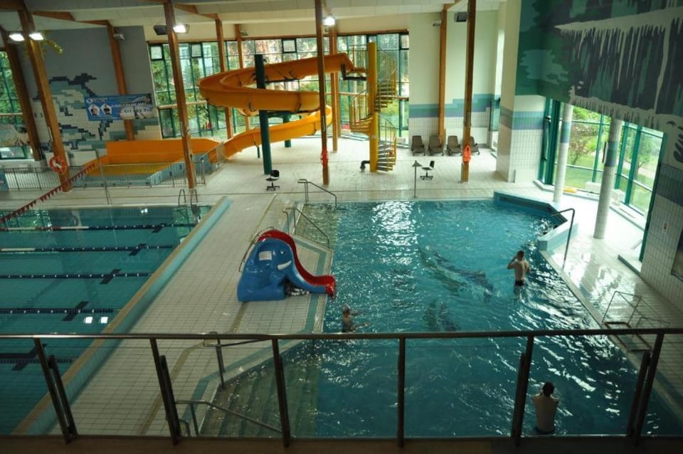 Swimming pool
