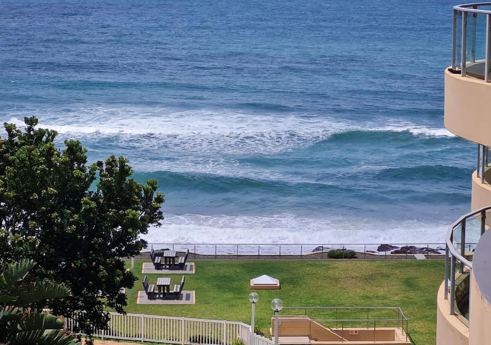 Bermudas 3 Bedroom Penthouse, Ballito Apartment in Dolphin Coast