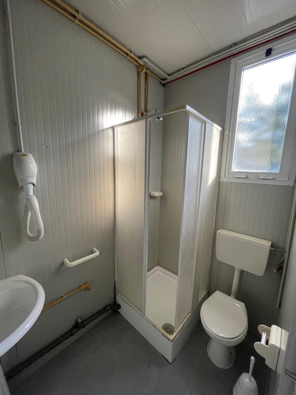 Shower, Toilet, Bathroom, heating