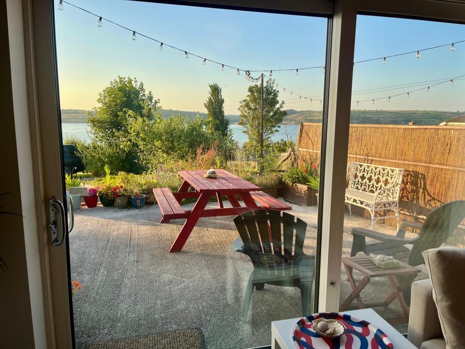 Patio, Sea view