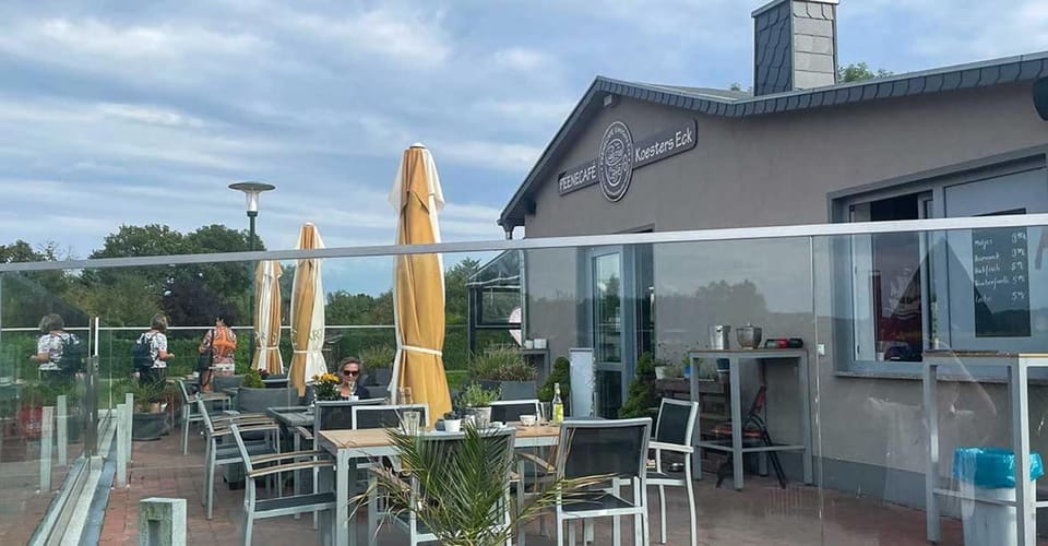Patio, Restaurant/places to eat