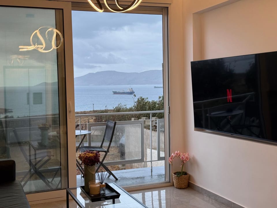 Living room, Location