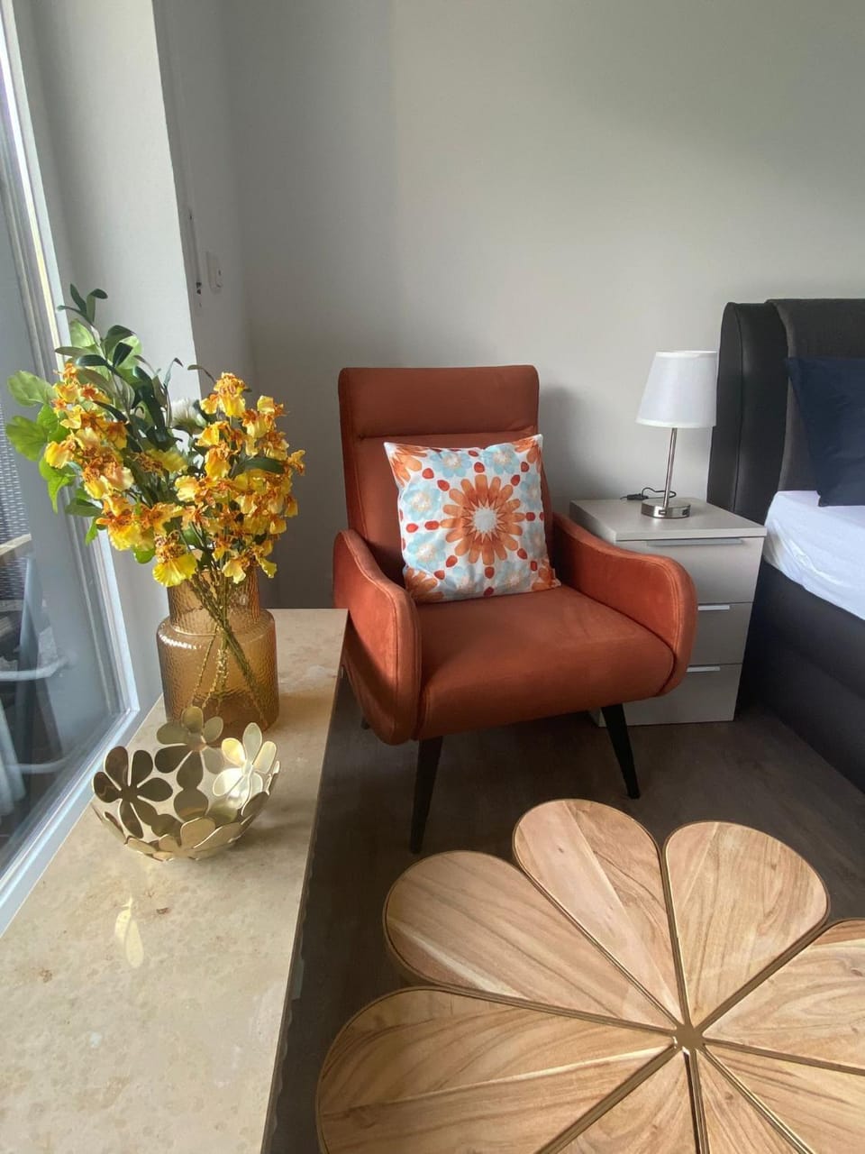 Living room, Photo of the whole room, Seating area