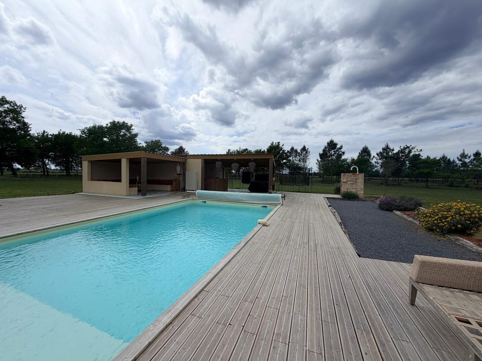 La bergerie de Polly House in Nouvelle-Aquitaine