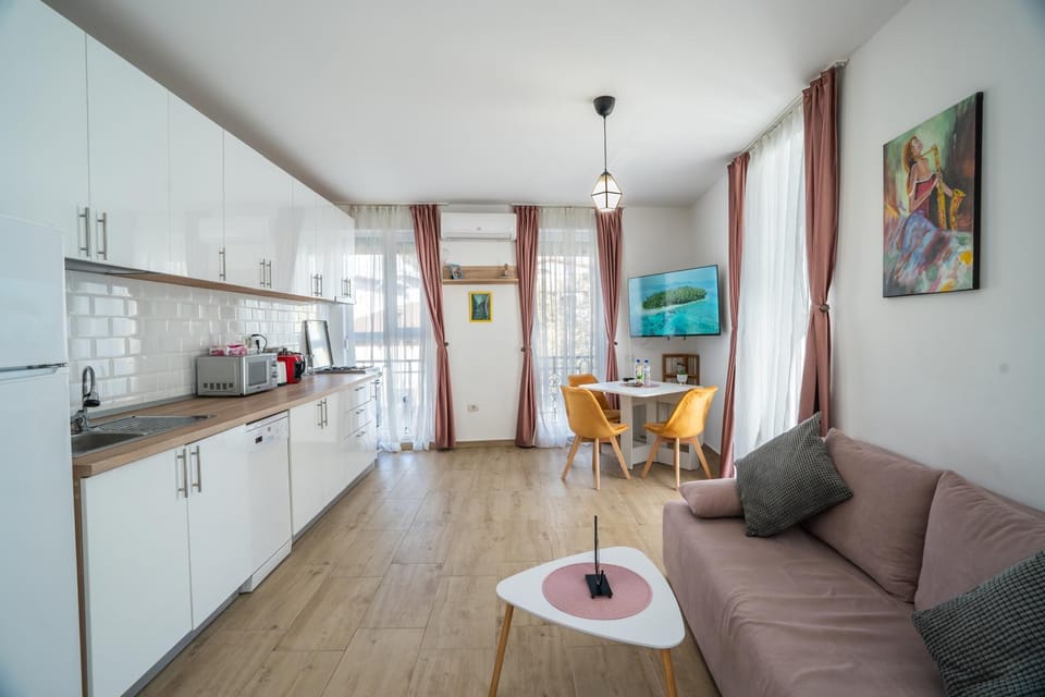 Cismigiu Downtown Apartments - POP5 Apartment in Bucharest