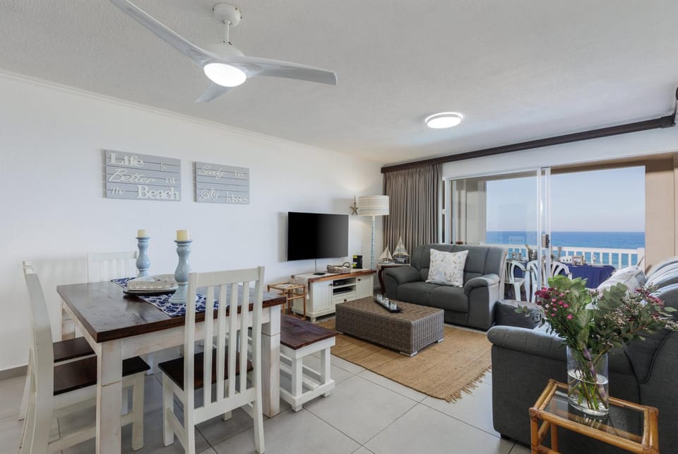 Living room, Seating area, Dining area, Sea view, fireplace