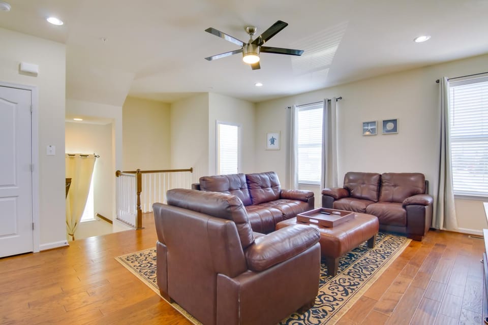 Bay Views! Luxury Family Retreat in Ocean City House in Worcester County