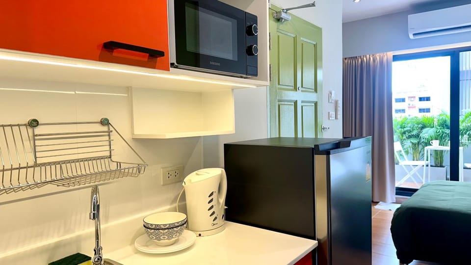 Coffee/tea facilities, Kitchen or kitchenette, minibar