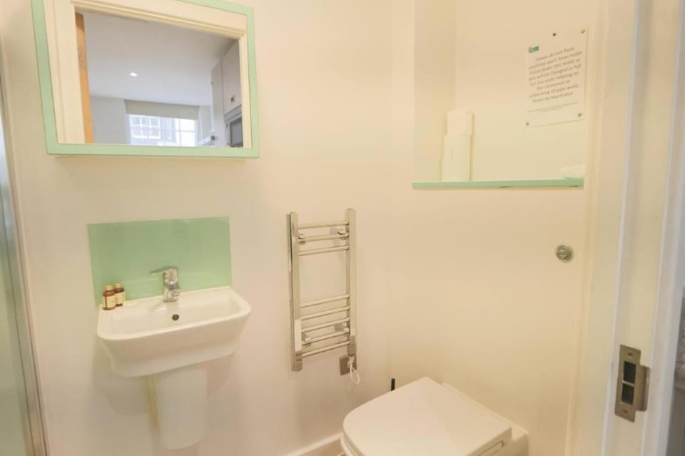 Harford House Studios 19 - Hopewell Apartment in Bristol