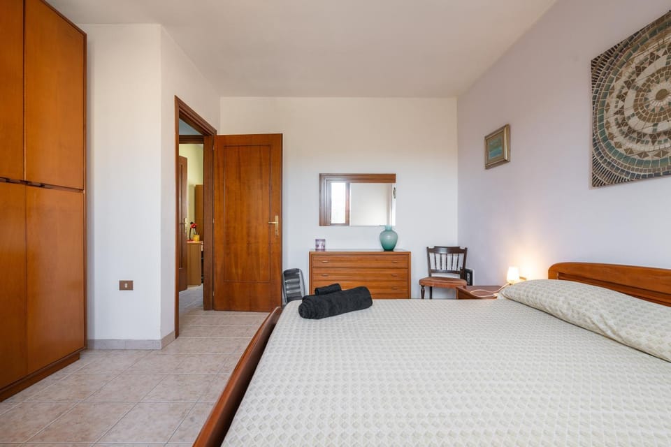 Living room, Bedroom
