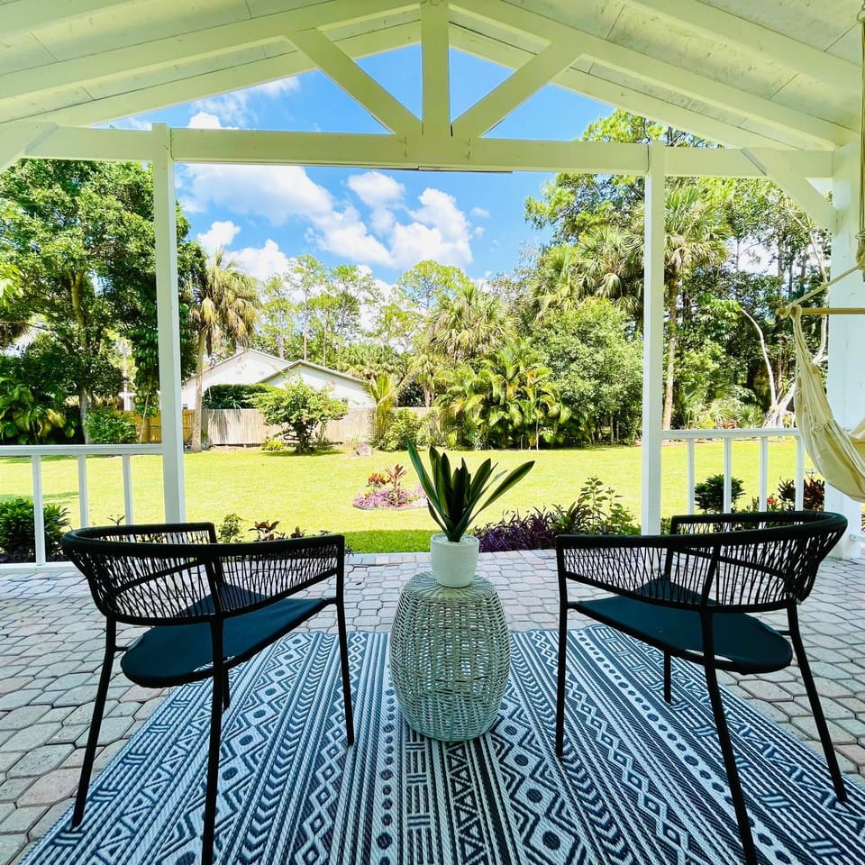 Patio, Spring, Day, View (from property/room), Balcony/Terrace, Seating area, Garden view