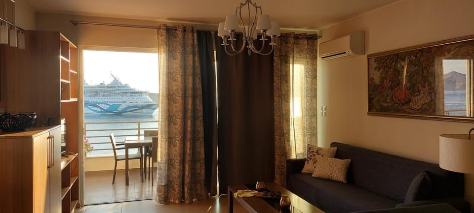 View (from property/room), Living room, Sea view, Sea view