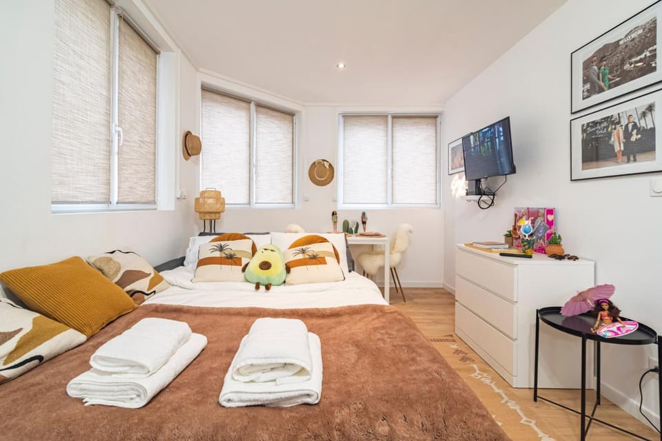 Living room, Bedroom