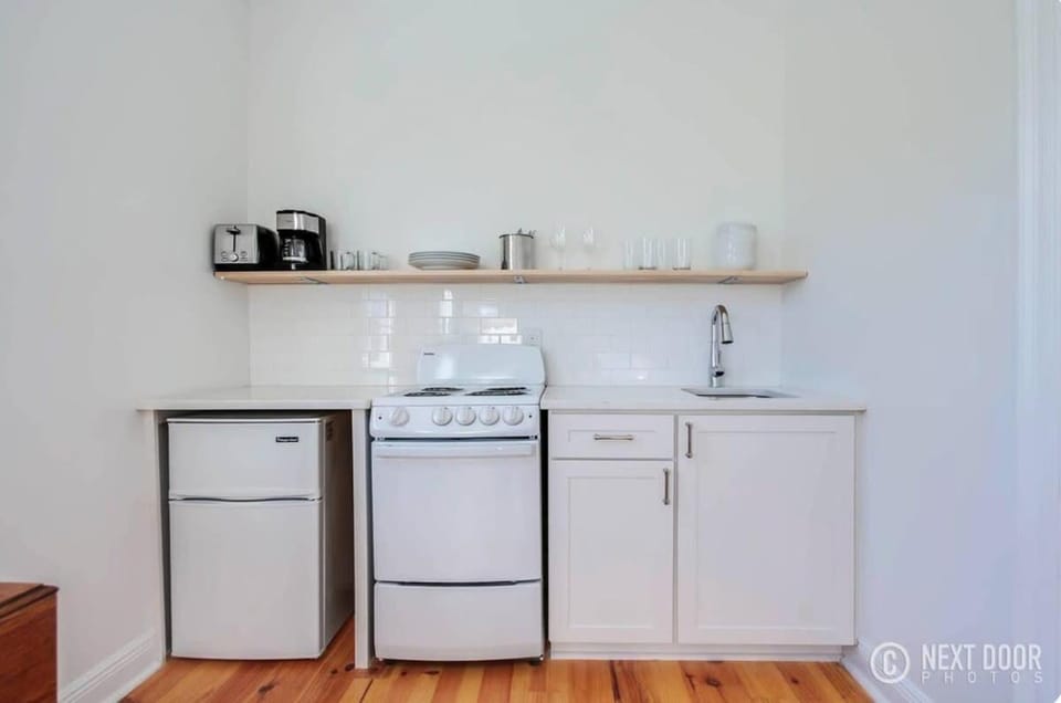 Adorable Treme Nook- Renovated Private Apartment House in New Orleans
