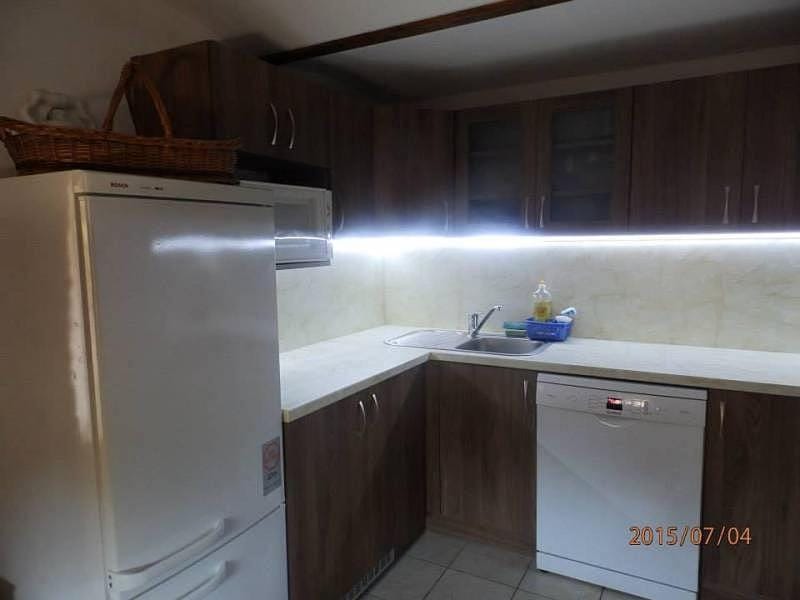 Kitchen or kitchenette, dishwasher, minibar
