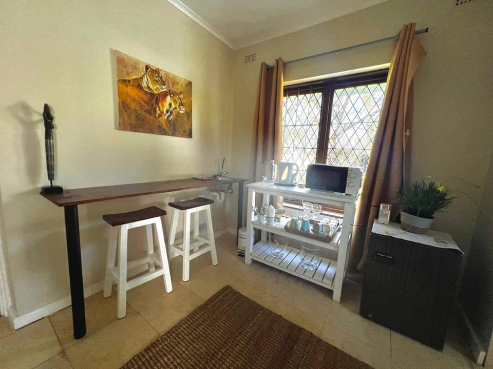 Kitchen or kitchenette, Photo of the whole room