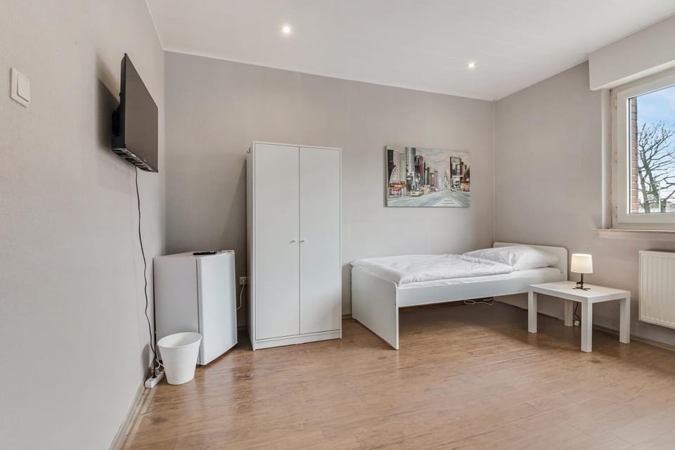 Bed, Bedroom, wardrobe