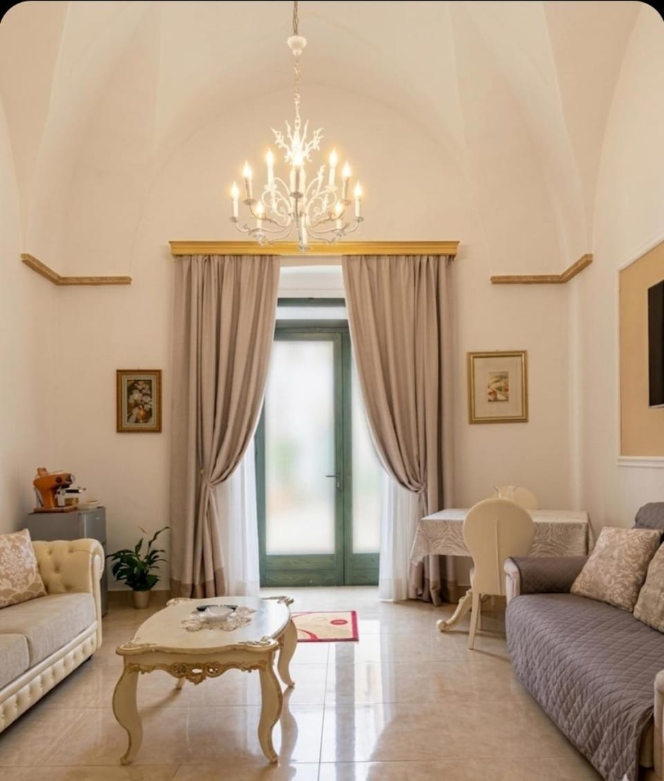Savoia23 - Luxury Superior Suite - Bed and Breakfast in Nardò