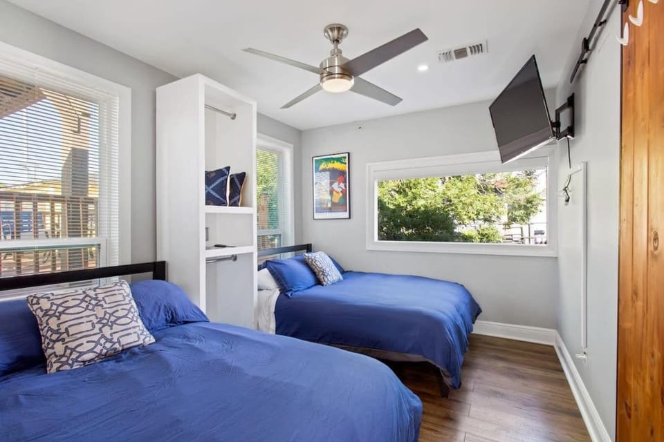 Spectacular Roof Top Deck - Luxury 3 bedroom House in New Orleans
