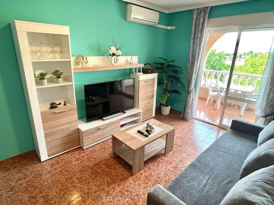 Casa di Mateo With garden view and swimming pool Apartment in Torrevieja