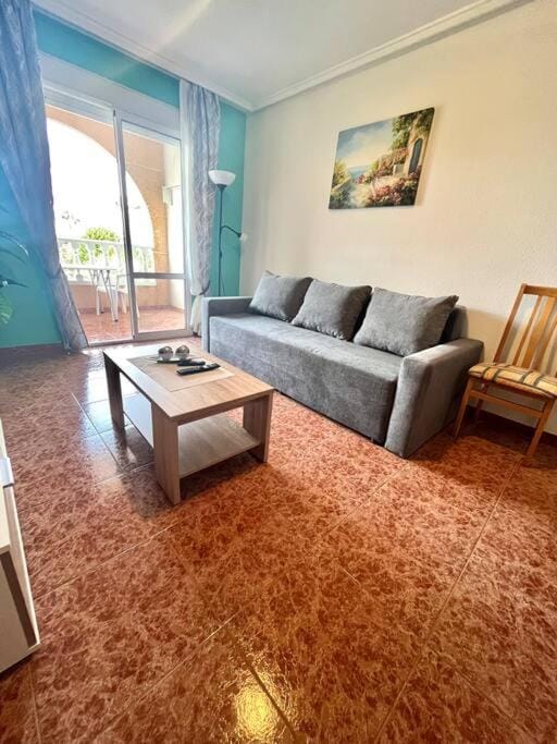 Casa di Mateo With garden view and swimming pool Apartment in Torrevieja