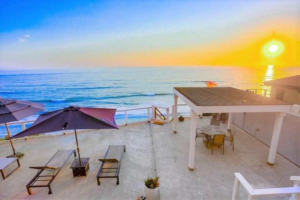 Beacons House in Leucadia