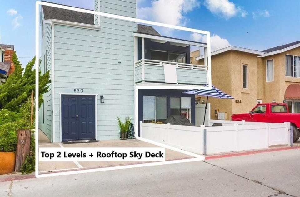 Beach Style 1 House in Mission Beach