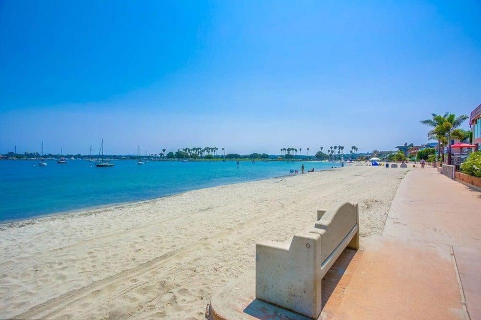 Brighton Beach House in Mission Beach
