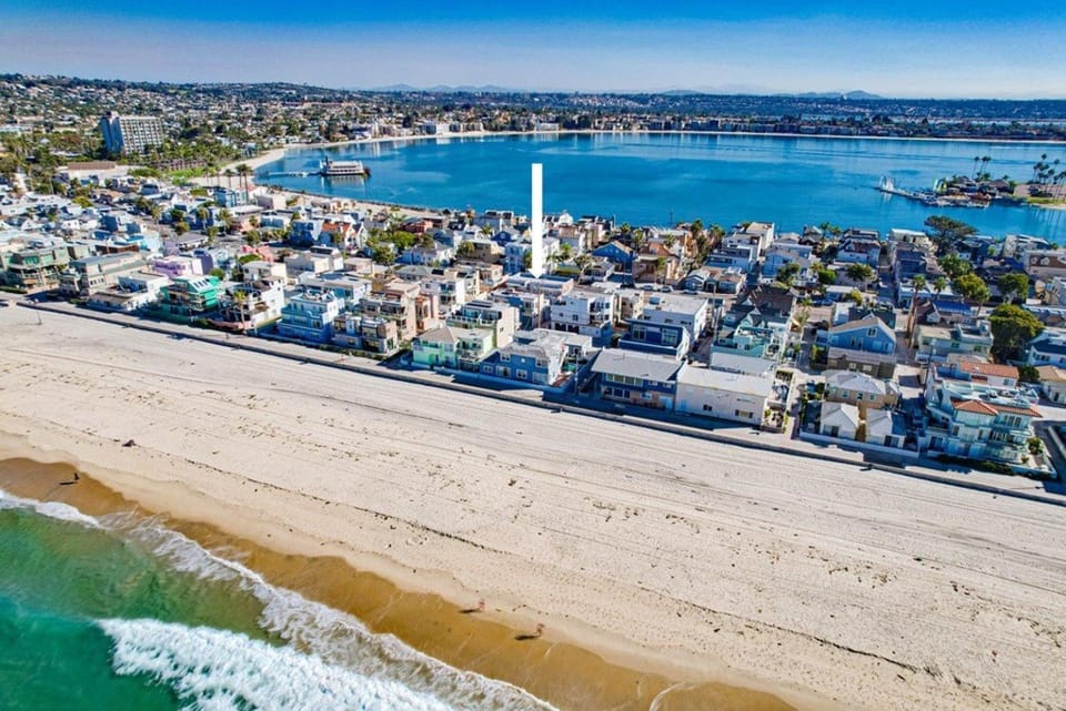 Beachy Keen 1 House in Mission Beach