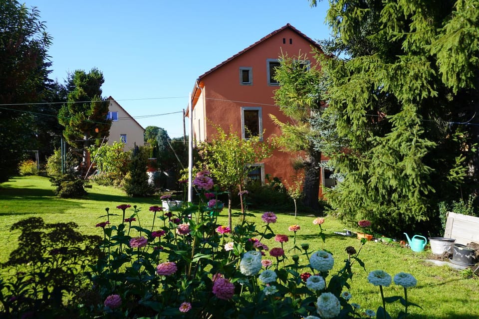 Property building, Garden
