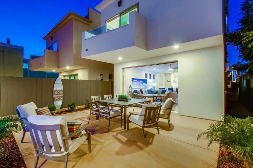 CA Dreaming House in Pacific Beach