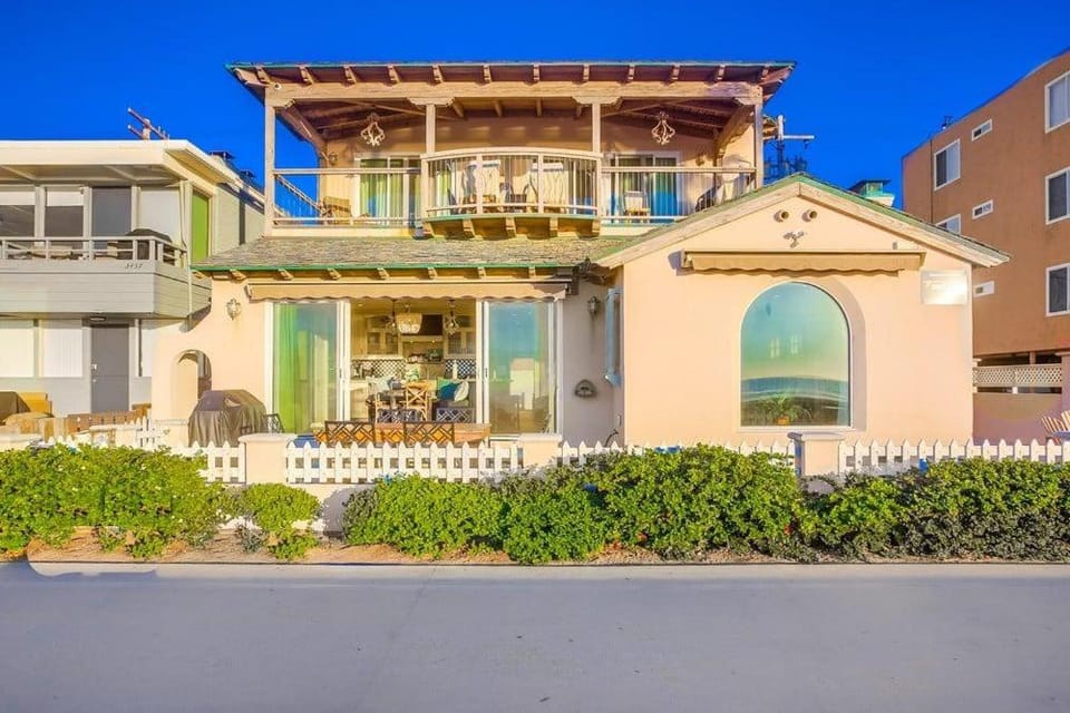 Reef Break 1 House in Mission Beach