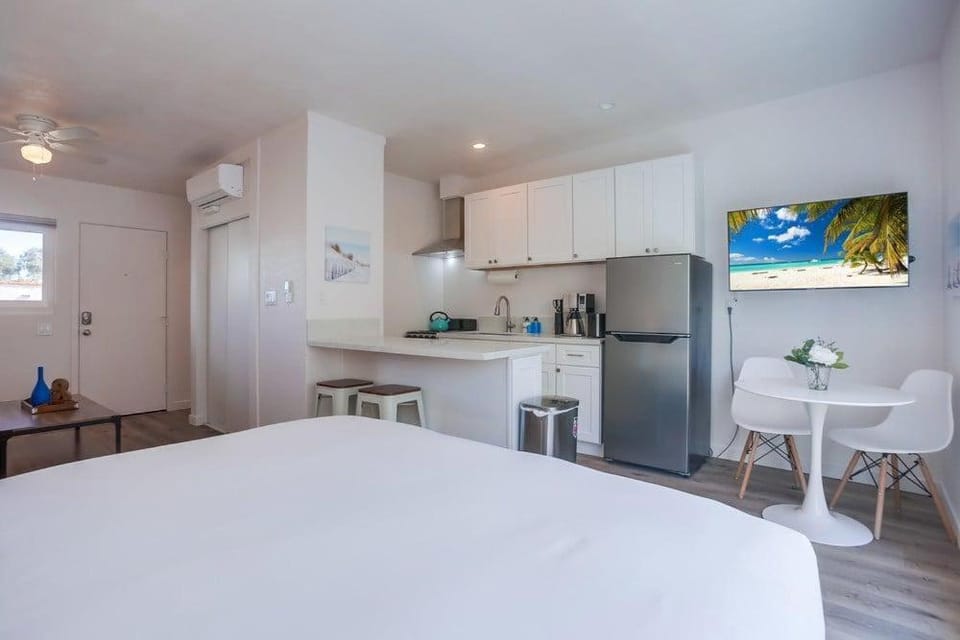 Strandway Suite 6 House in Mission Beach