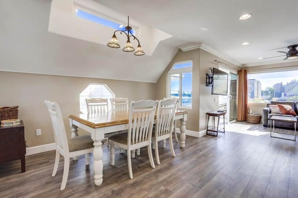 Bay View House in Mission Beach