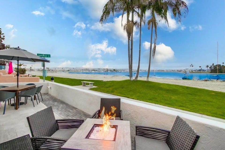 Jamaica Sands SUMMER SPECIAL! House in Mission Beach
