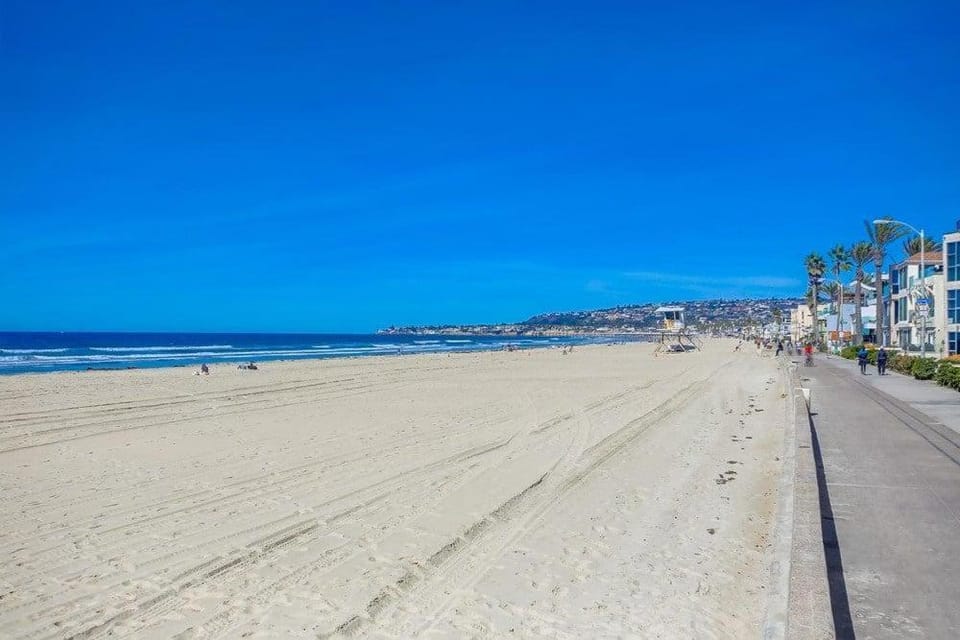 Strandway Suite 2 House in Mission Beach