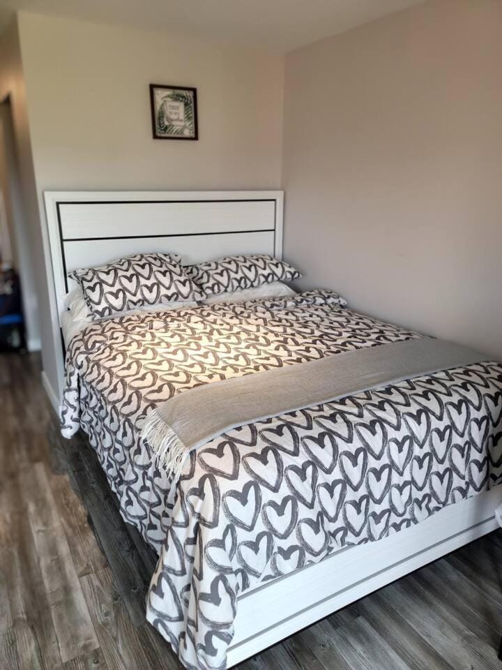 Cozy Private Suite House in Winnipeg