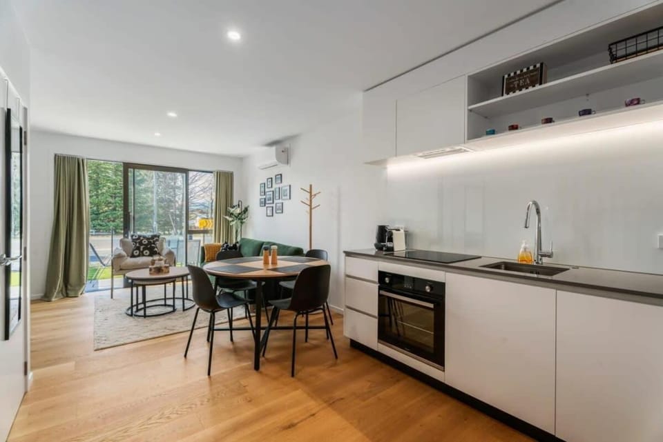 Riverside Terrace Apartment in Wanaka