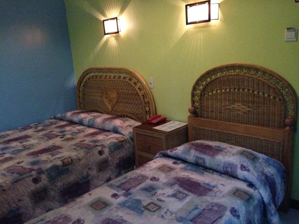 RM Guest House Bed and Breakfast in Dumaguete