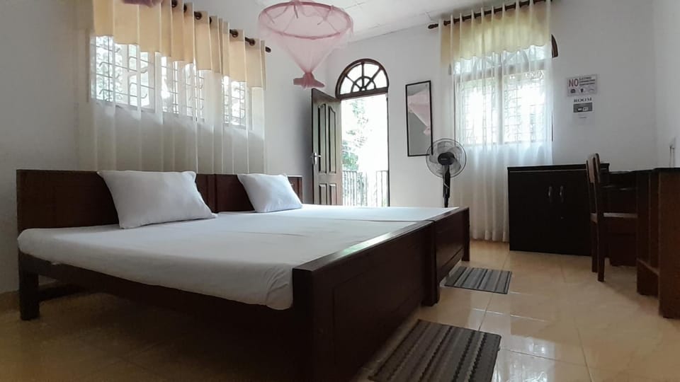 Le Meridien BnB & Travels Bed and Breakfast in Western Province