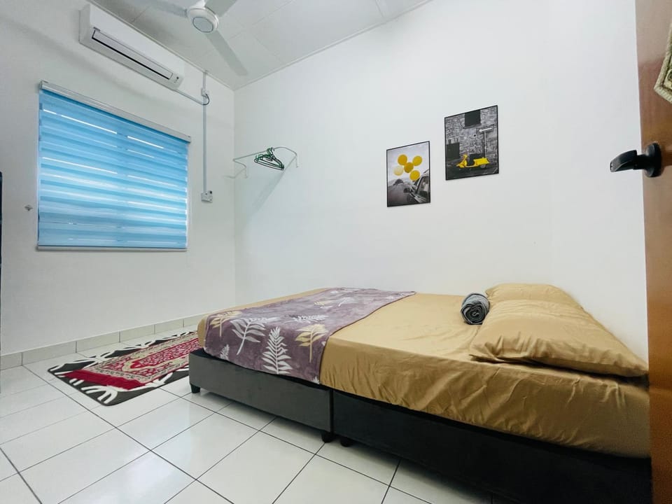 Al Ghazali Homestay House in Perak Tengah District