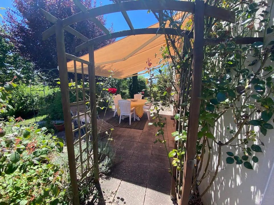Maison Plain-Pied à 10 min d'Epinal: Jardin Clos, BBQ, WIFI, Draps et Ménage Inclus - FR-1-589-606 House in Vosges