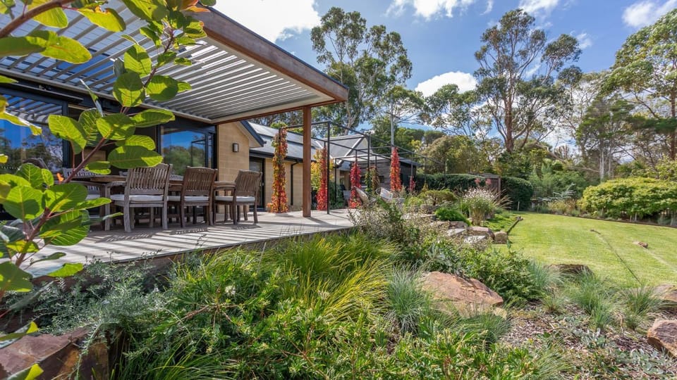 Baringa House House in Shoreham