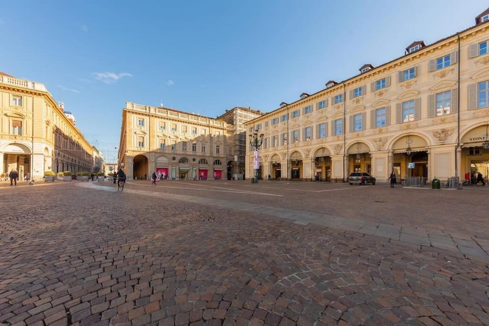 Splendido appartamento in Piazza San Carlo Apartment in Turin