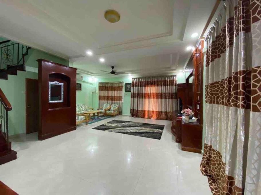 Indah Jaya Homestay House in Sabah