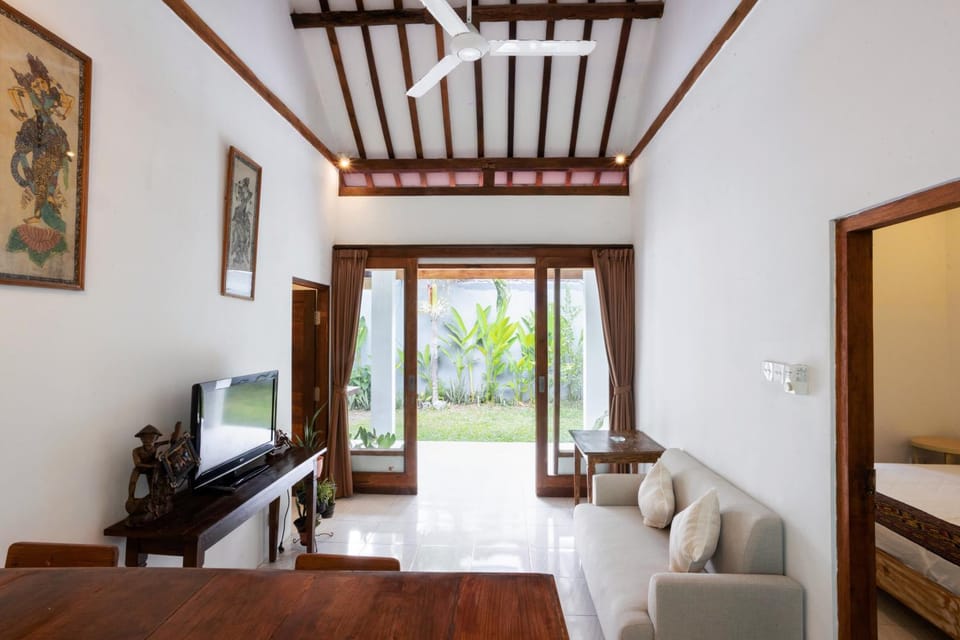 Communal lounge/ TV room, Communal lounge/ TV room, TV and multimedia, Living room, Photo of the whole room, Evening entertainment