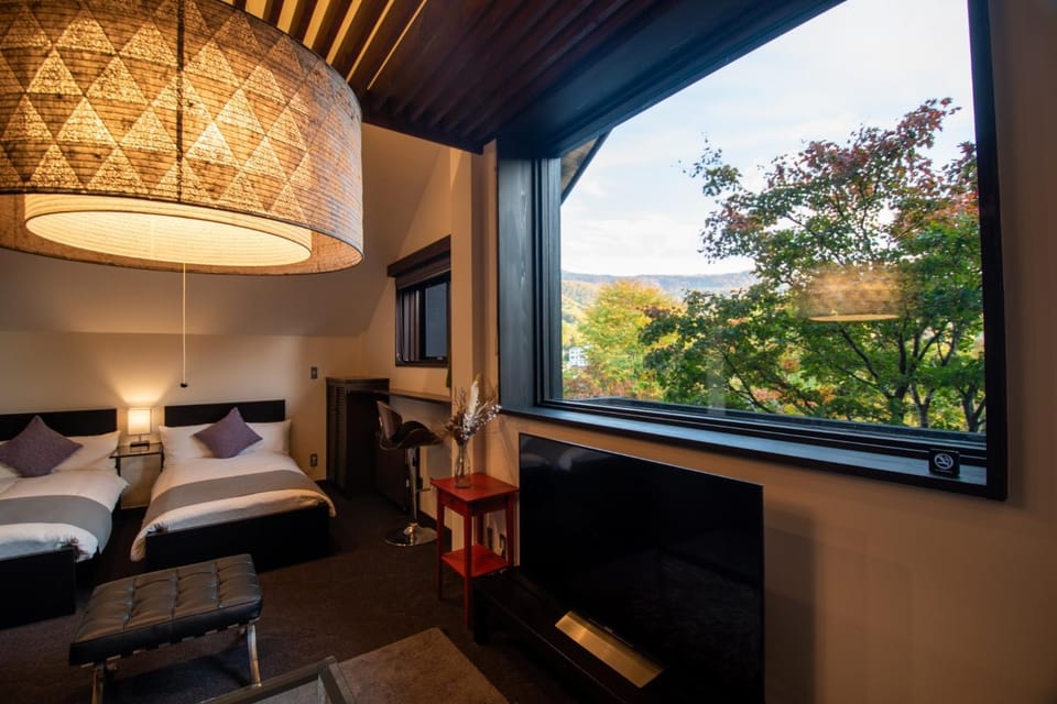 Bed, View (from property/room), Photo of the whole room, Bedroom