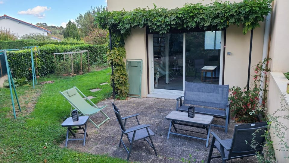 L'annexe des Iris House in Auvergne-Rhône-Alpes